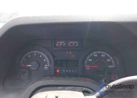 2010 Ford E-350 Super Duty Xl/Xlt from USA, damaged, VIN 1FDNE3BL7ADA27007